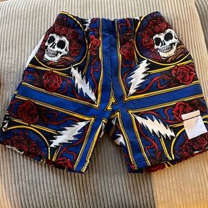 CHINATOWN MARKET SHORTS